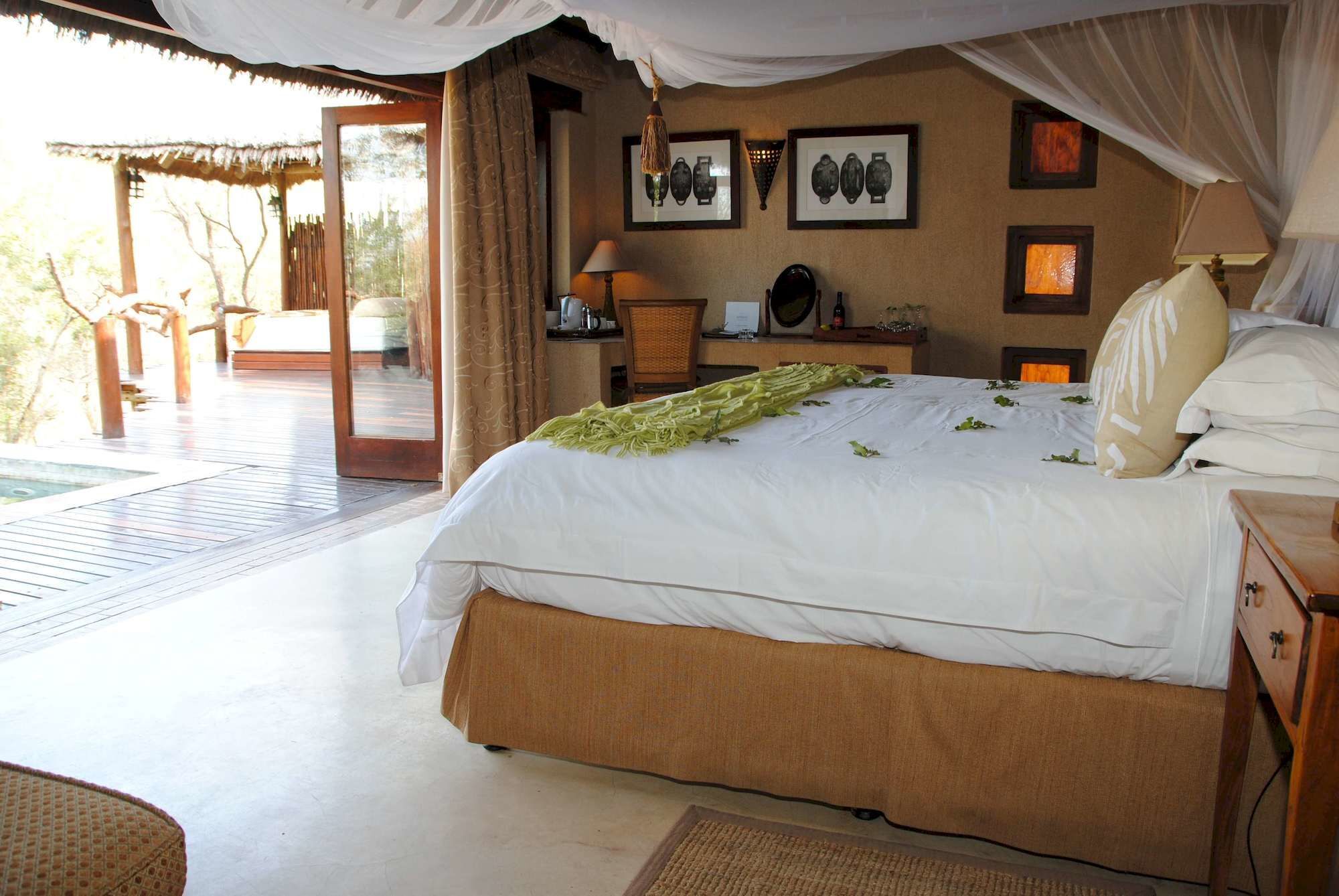 Simbambili Game Lodge マンイェレティ・ゲーム・リザーブ エクステリア 写真